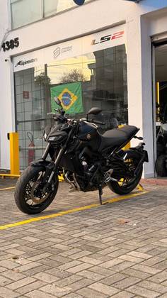 YAMAHA MT-09 YAMAHA MT-09